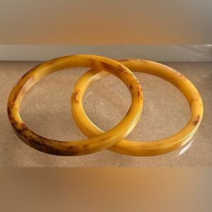 BAKELITE BANGLES Vintage Marbled Honey Colored Pair